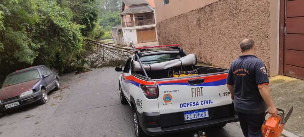 Poá registra 12 ocorrências causadas pelas fortes chuvas